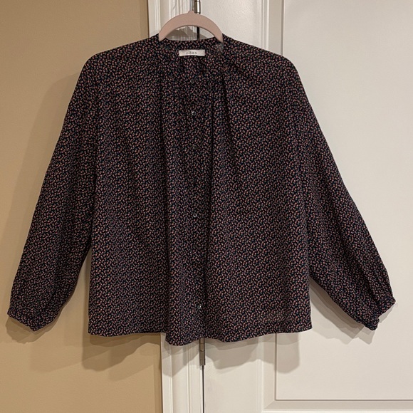 Doen Tops - DOEN Blouse. Size M.